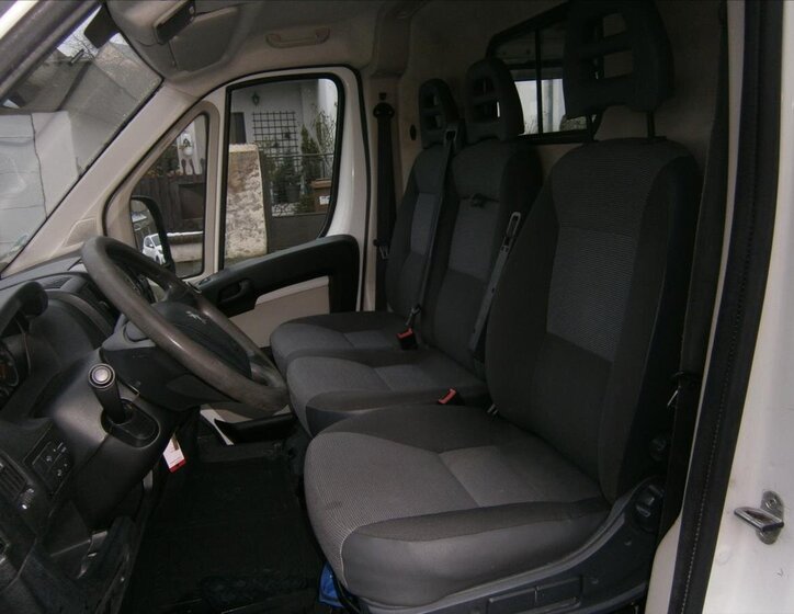Peugeot Boxer Ostatní 2,2 l 96 kw