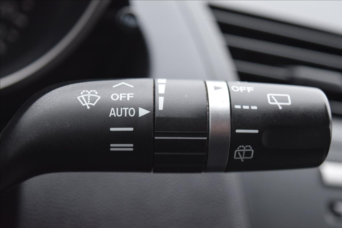 Mazda 3 Hatchback 1,6 l 77 kw