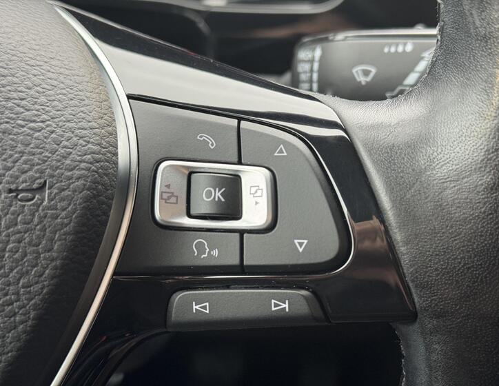 Volkswagen Touran 29