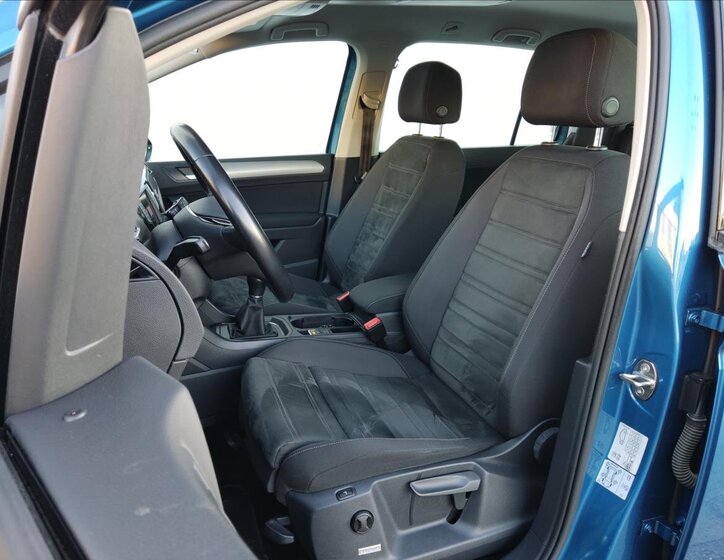 Volkswagen Touran MPV 1,2 l 81 kw