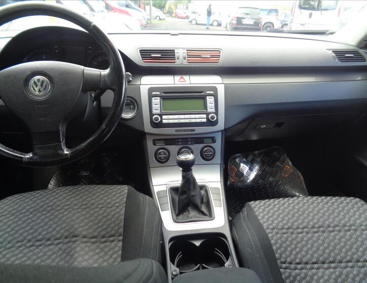 Volkswagen Passat 13