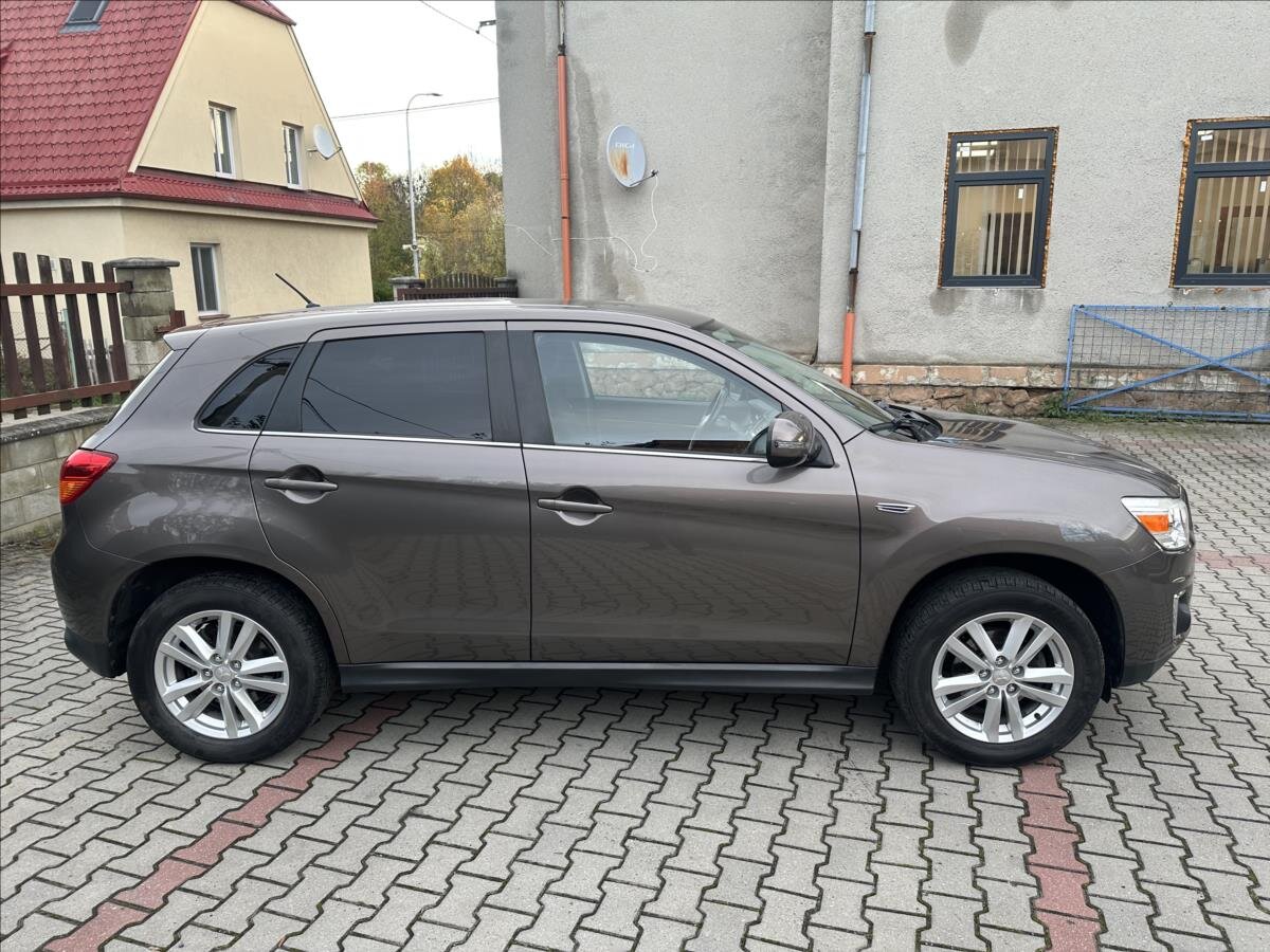 Mitsubishi ASX SUV 1,6 l 86 kw