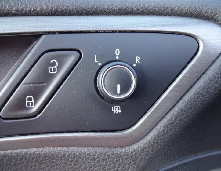 Volkswagen Golf Kombi 1,2 l 77 kw