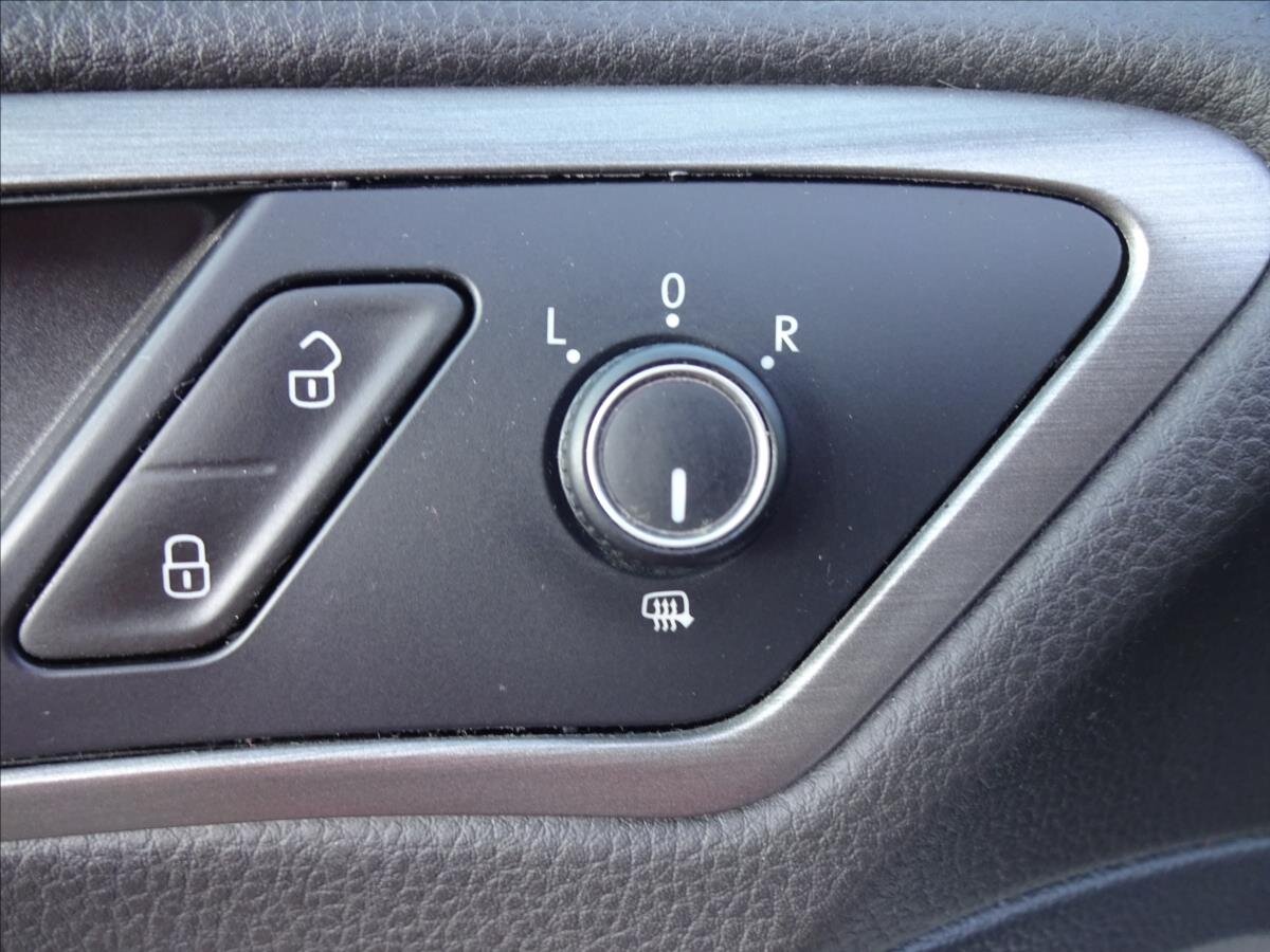 Volkswagen Golf Kombi 1,2 l 77 kw