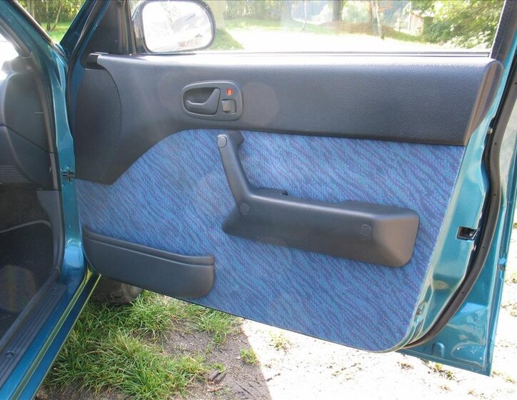 Suzuki Swift Hatchback 993,0 39 kw