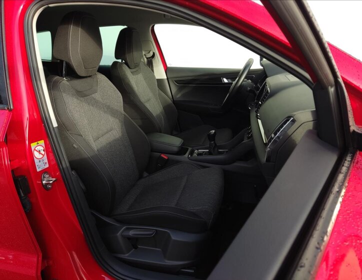 Škoda Karoq SUV / Terénní 999,0 85 kw