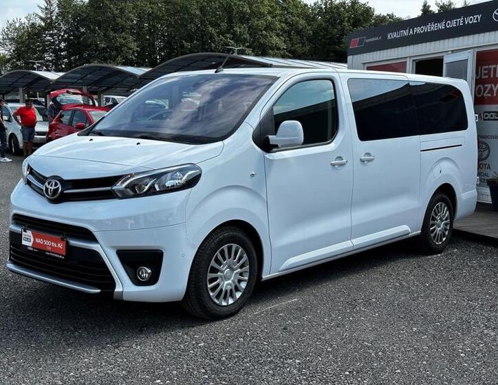 Toyota ProAce Verso 6