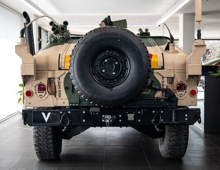 Hummer H1 SUV / Terénní 6,2 l 110 kw