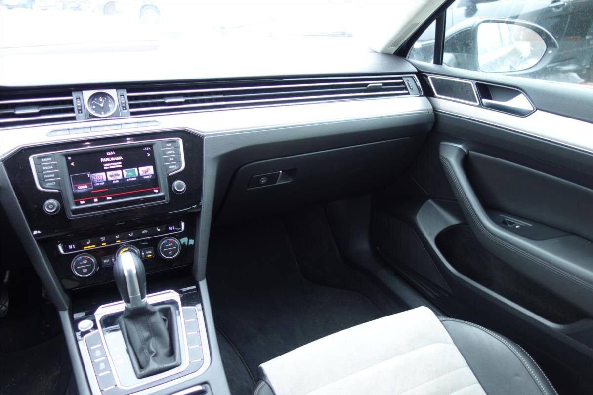 Volkswagen Passat Sedan 2,0 l 140 kw