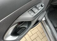 Toyota Yaris Cross SUV / Terénní 1,5 l 68 kw