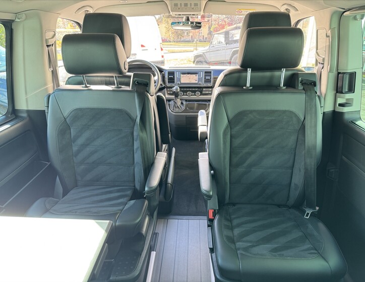 Volkswagen Multivan 25