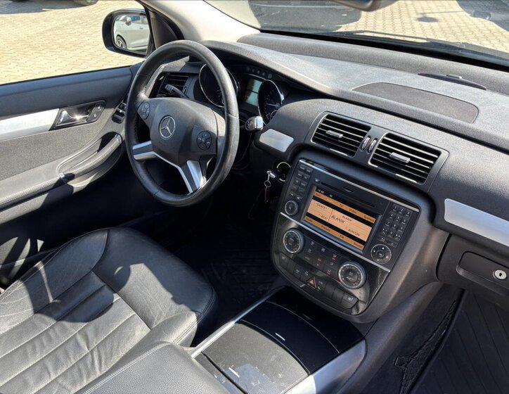 Mercedes-Benz Třídy R Kombi 3,0 l 165 kw