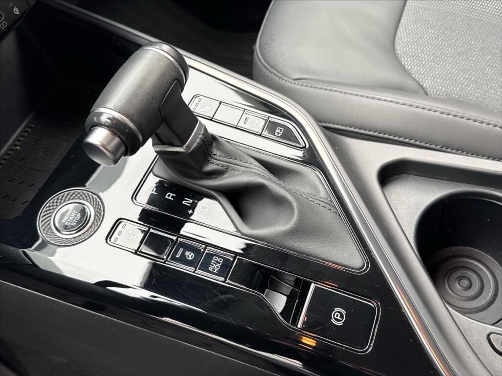 KIA Niro CUV 1,6 l 77 kw