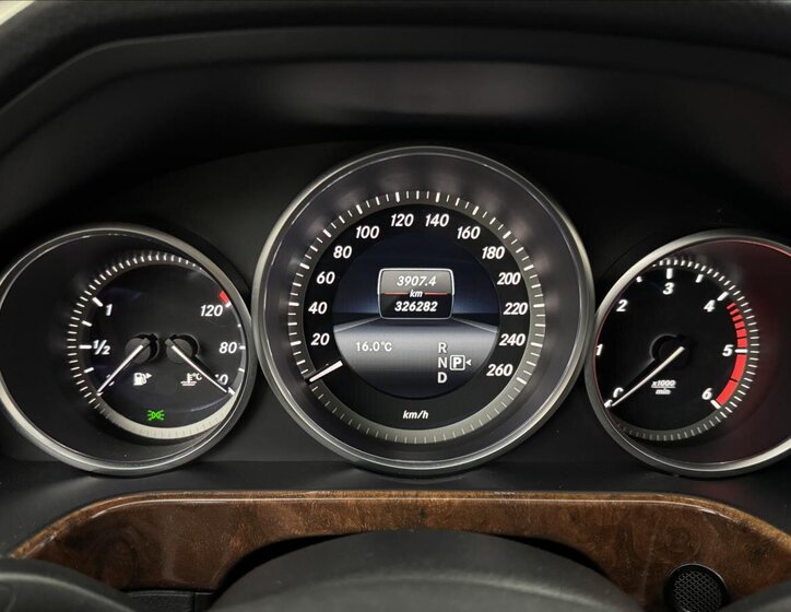 Mercedes-Benz Třídy E Kombi 3,0 l 170 kw