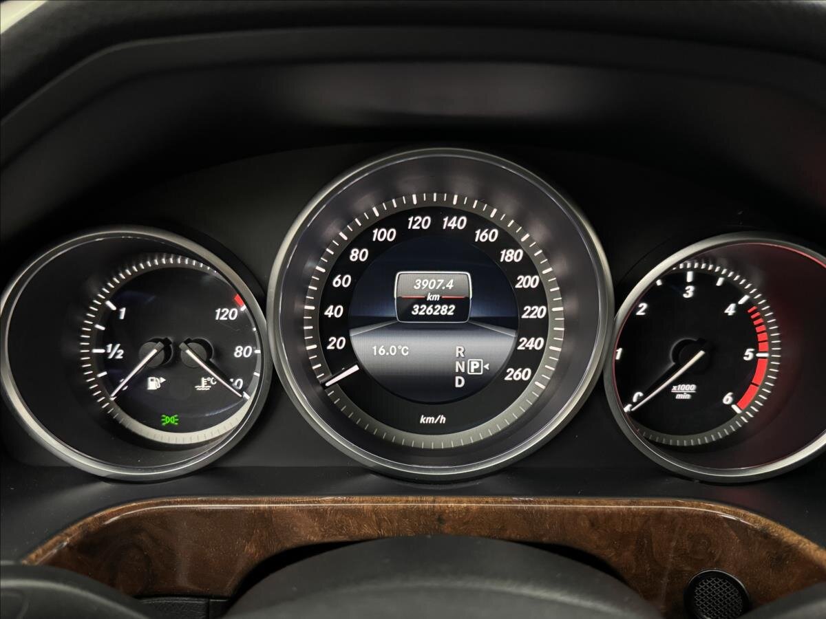 Mercedes-Benz Třídy E Kombi 3,0 l 170 kw