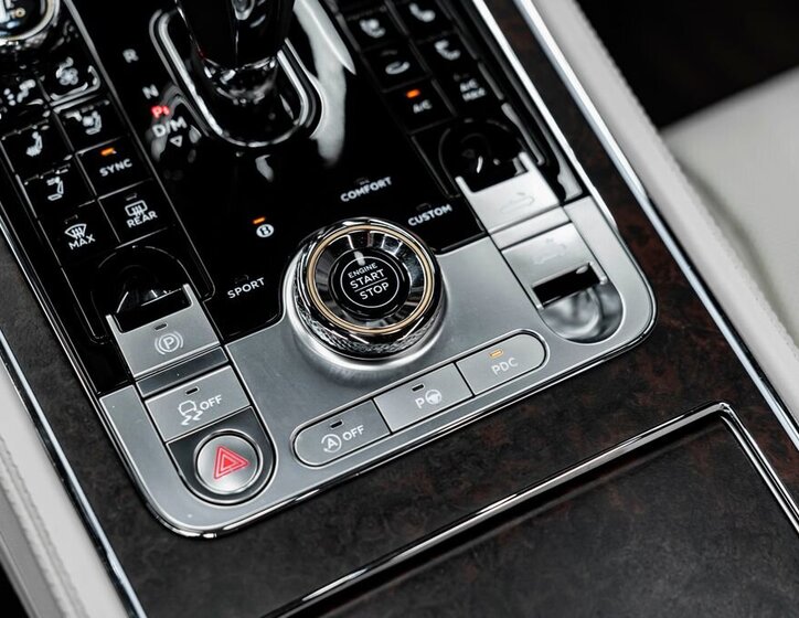 Bentley Continental GTC 17