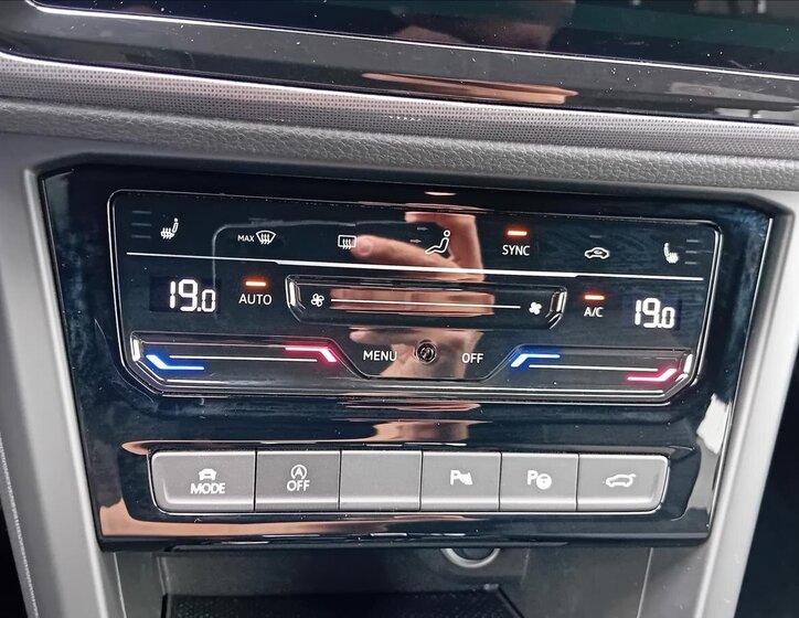 Volkswagen Touran Kombi 2,0 l 110 kw