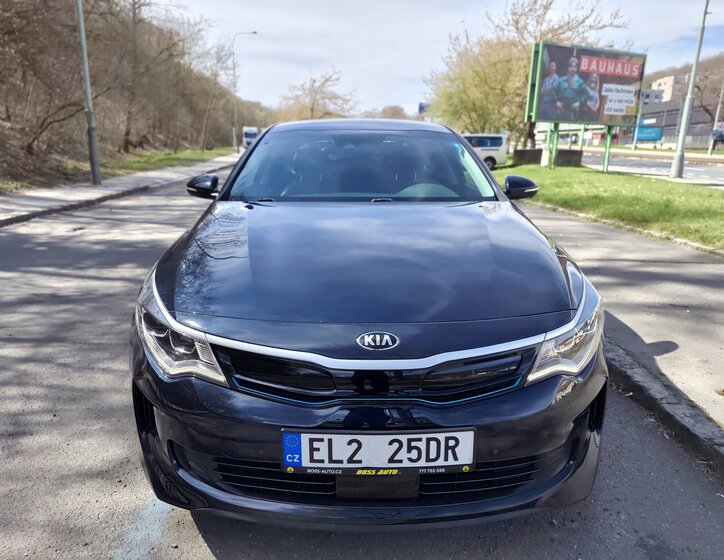 KIA Optima Sedan / Limuzína 2,0 l 115 kw