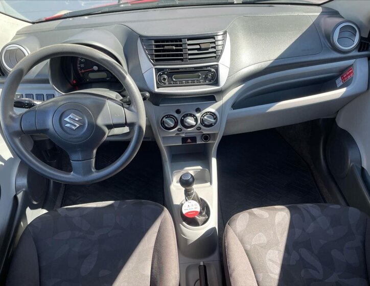 Suzuki Alto Hatchback 996,0 50 kw