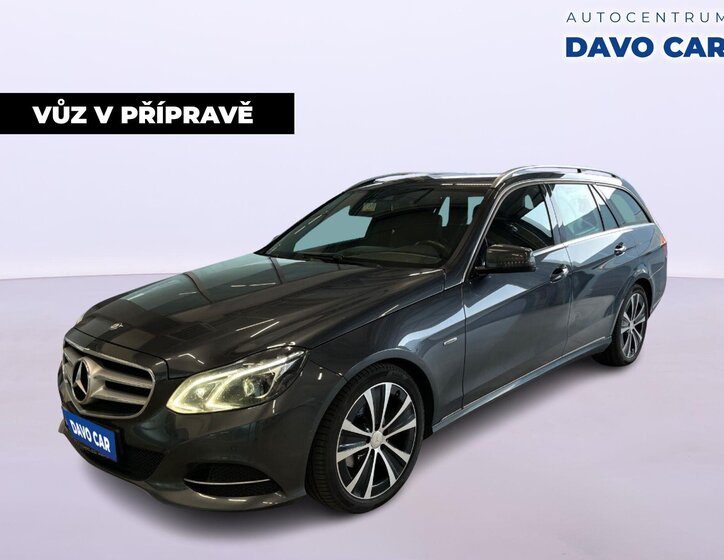 Mercedes-Benz Třídy E Kombi 2,1 l 100 kw