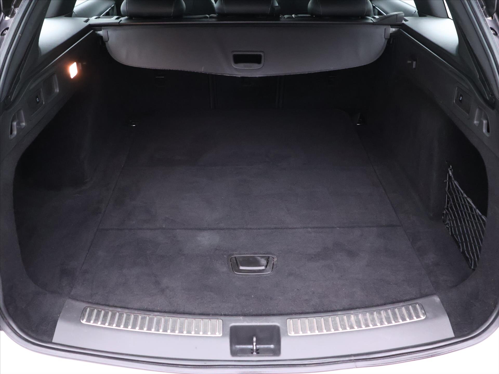 Opel Insignia Kombi 1,5 l 90 kw