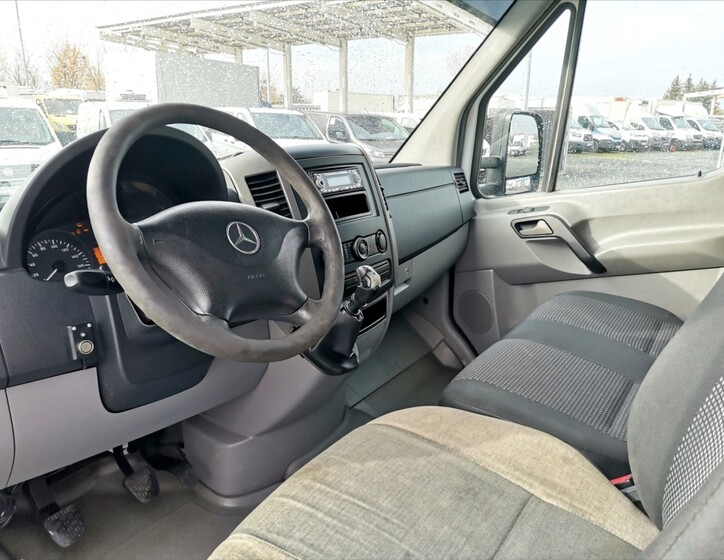 Mercedes-Benz Sprinter 6