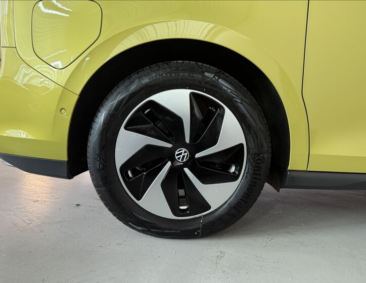 Volkswagen ID.Buzz 16