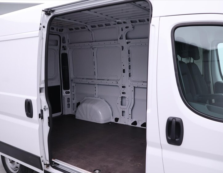 Toyota Proace Max Skříň 2,2 l 88 kw