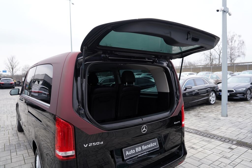 Mercedes-Benz Třídy V MPV 2,1 l 140 kw