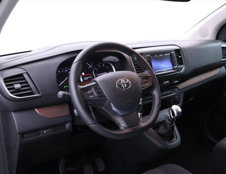 Toyota ProAce Verso Kombi 2,0 l 110 kw