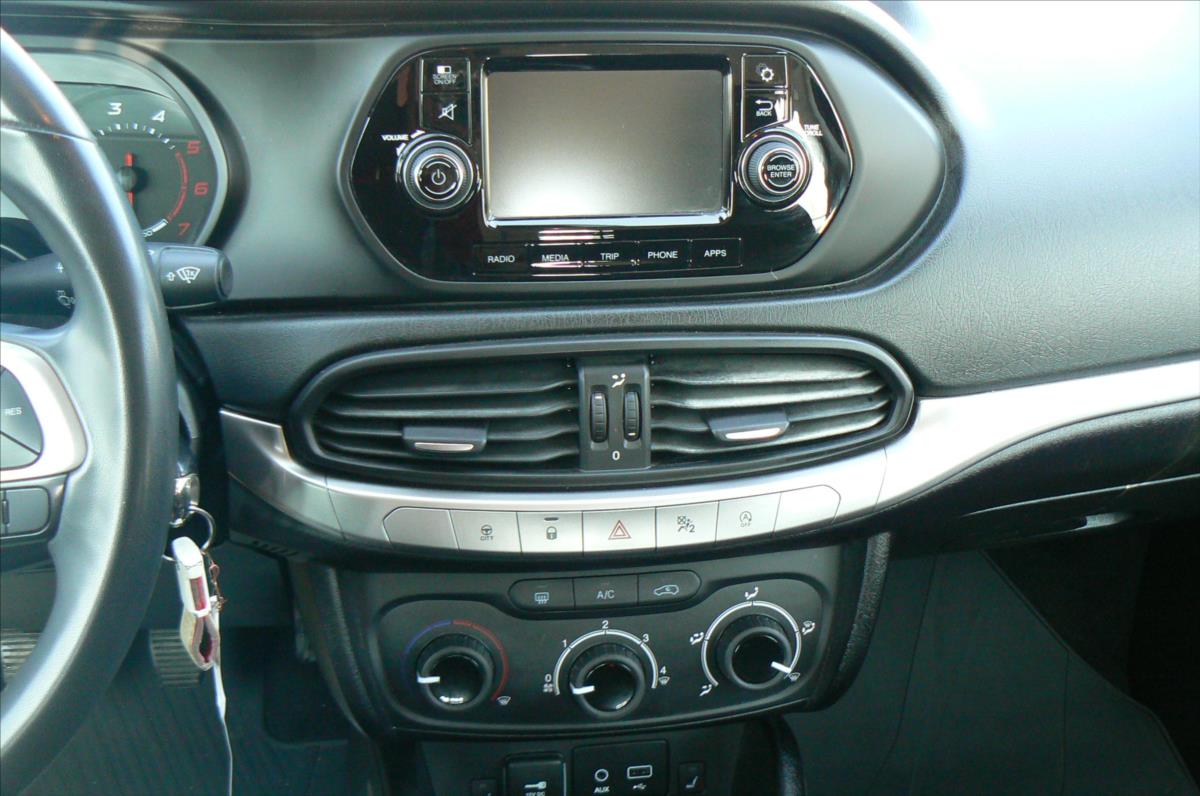 Fiat Tipo Hatchback 1,2 l 70 kw