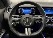 Mercedes-Benz GLA 10