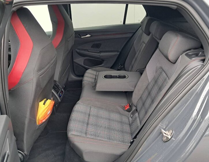 Volkswagen Golf Hatchback 2,0 l 195 kw