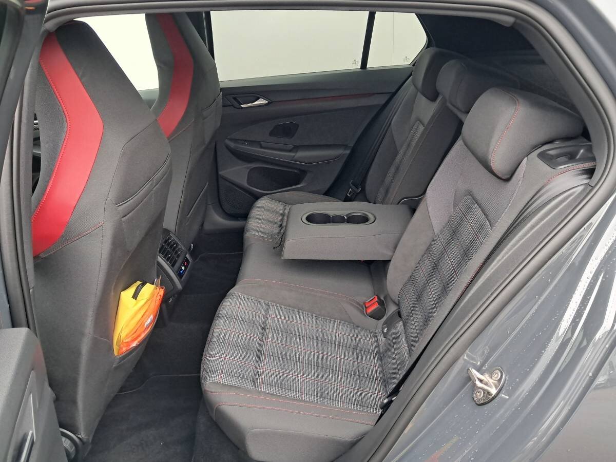 Volkswagen Golf Hatchback 2,0 l 195 kw