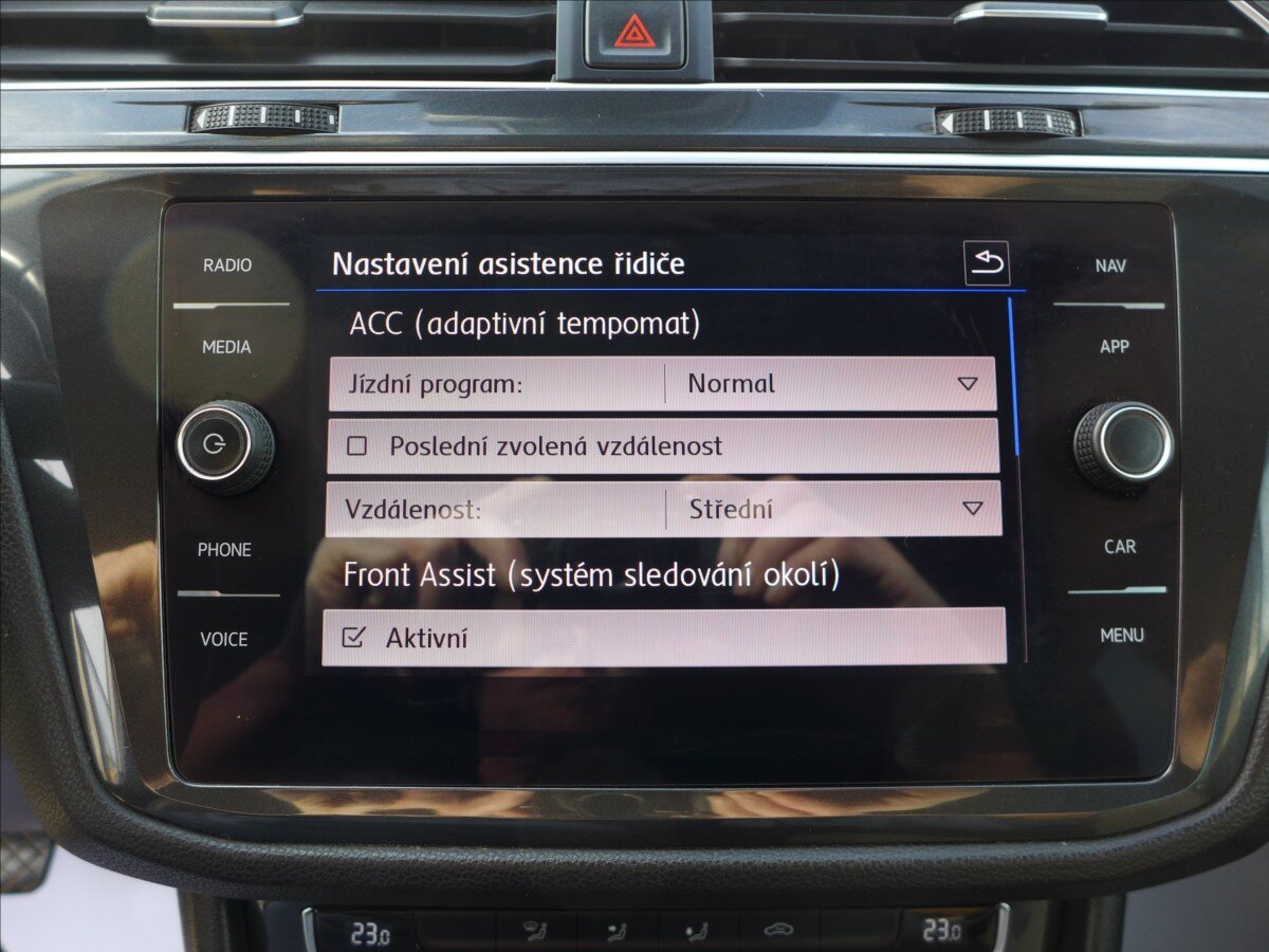 Volkswagen Tiguan SUV / Terénní 2,0 l 110 kw