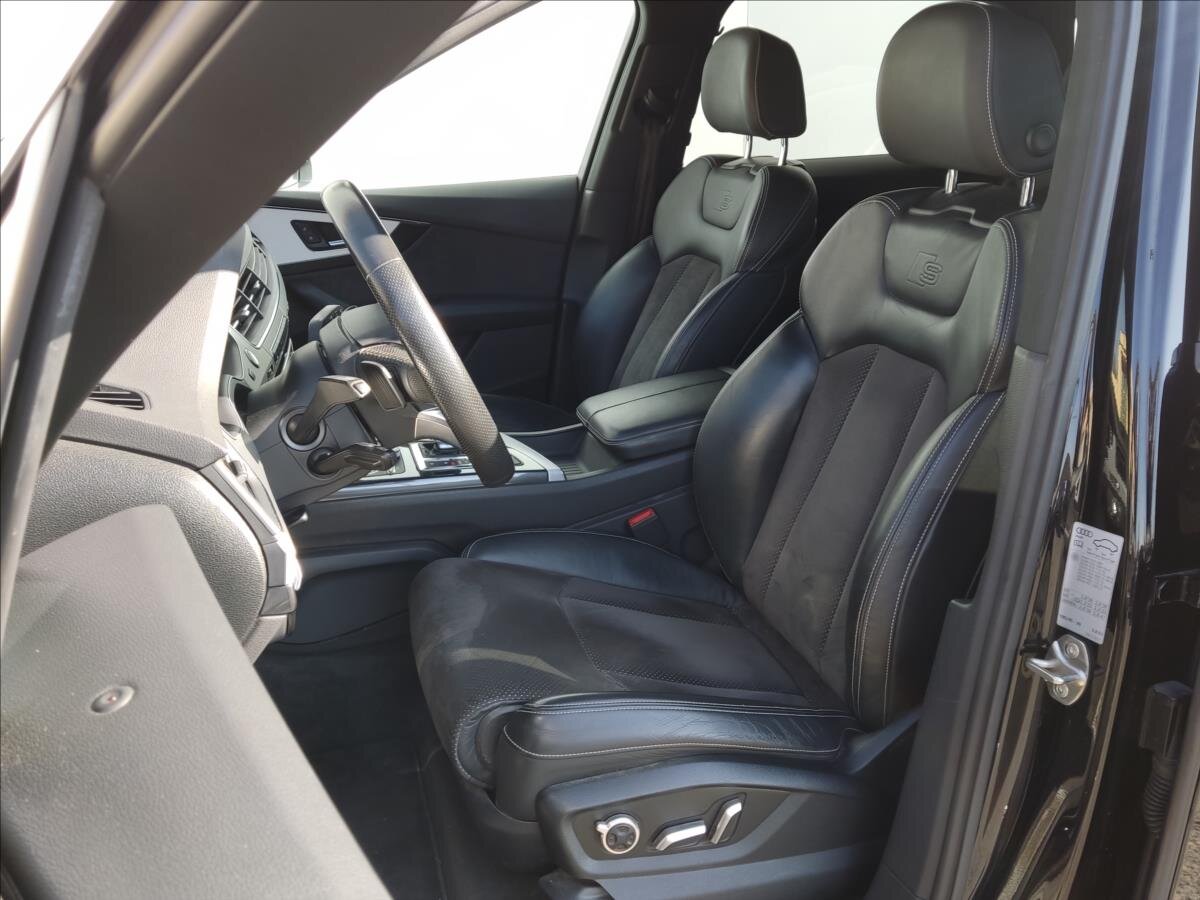 Audi Q7 SUV / Terénní 3,0 l 200 kw