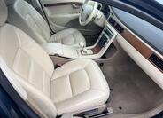 Volvo V70 6