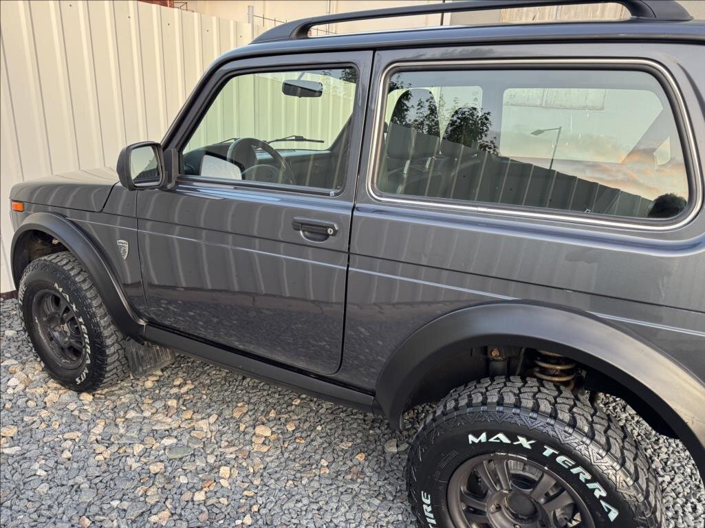 Lada Niva Ostatní 1,7 l 61 kw