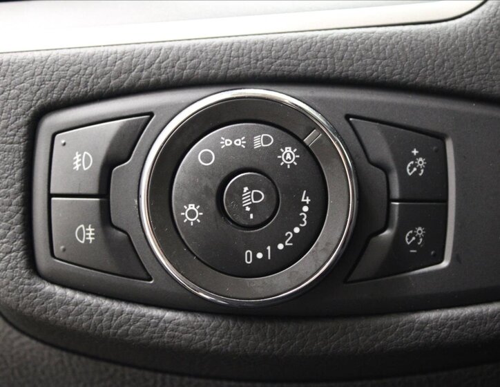 Ford S-MAX MPV 2,0 l 110 kw