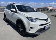 Toyota RAV4 SUV / Terénní 2,5 l 145 kw