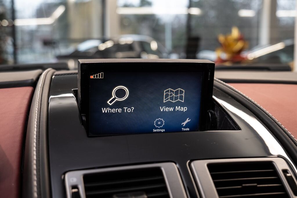 Aston Martin Vantage