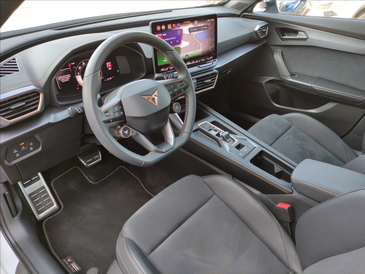 Cupra Formentor SUV / Terénní 2,0 l 245 kw