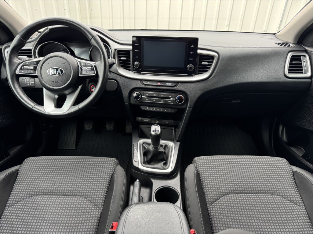 KIA Ceed Hatchback 998,0 73 kw