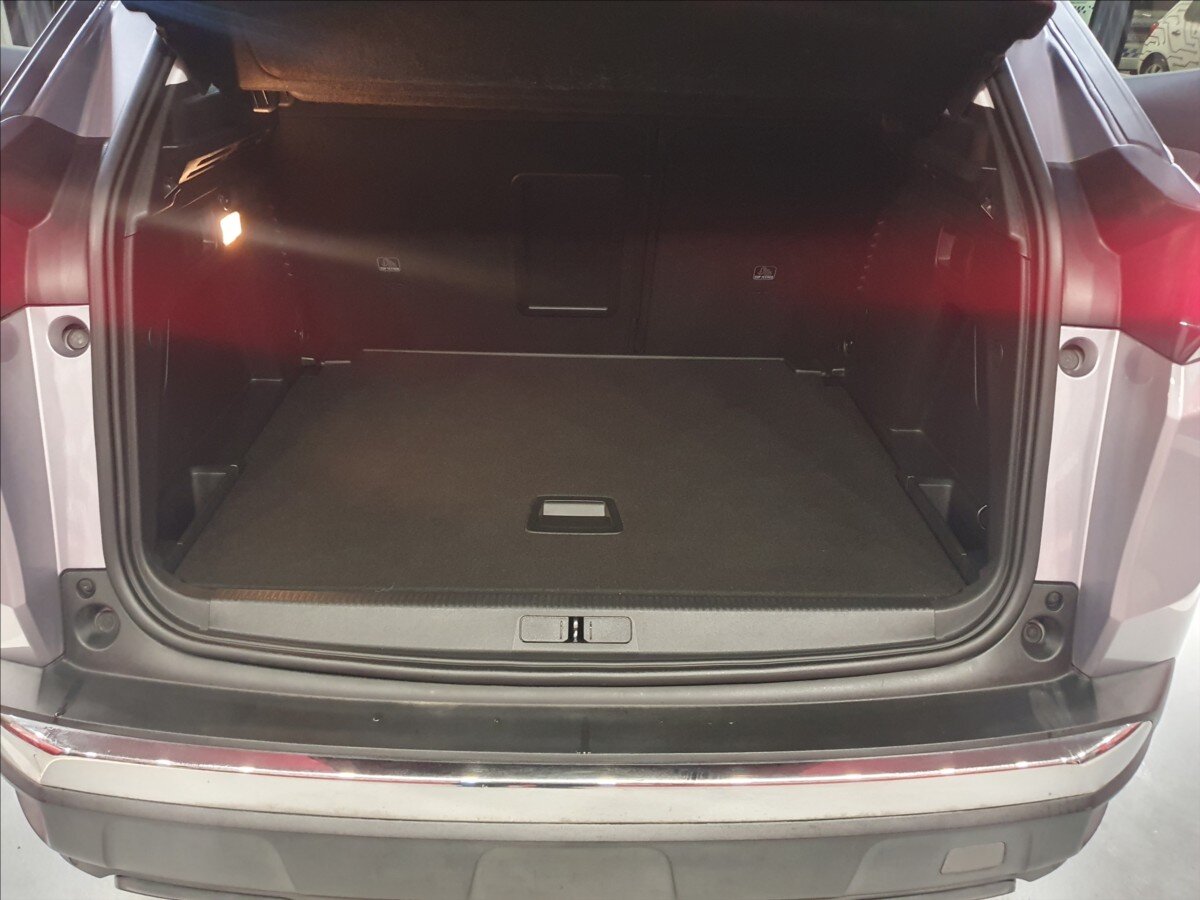 Peugeot 3008 SUV / Terénní 1,2 l 96 kw