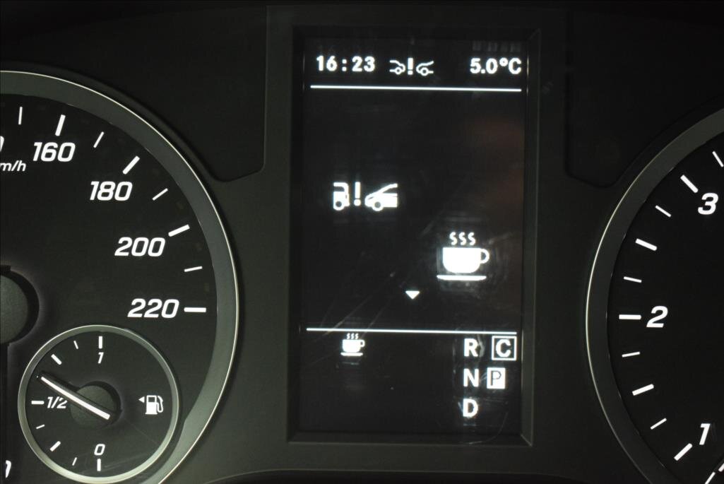 Mercedes-Benz Vito Skříň 2,0 l 120 kw