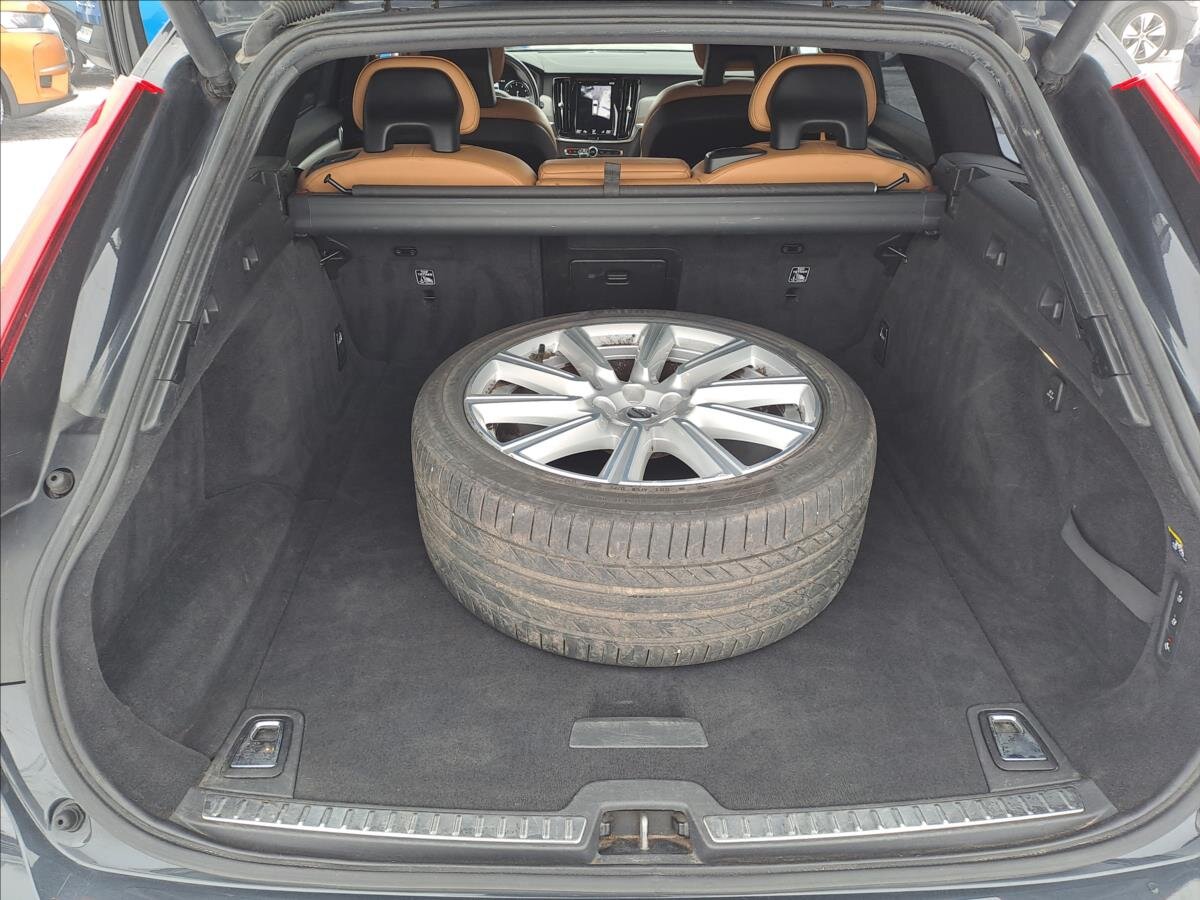 Volvo V90 Kombi 2,0 l 187 kw