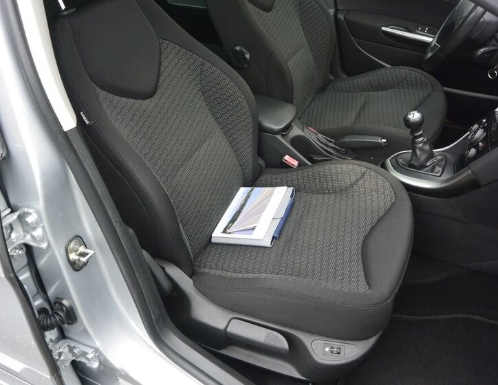 Peugeot 308 Kombi 2,0 l 110 kw