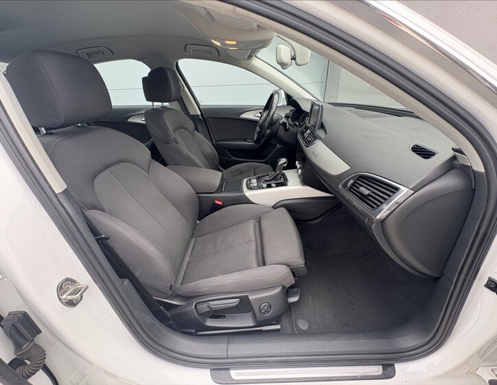 Audi A6 Sedan / Limuzína 3,0 l 160 kw