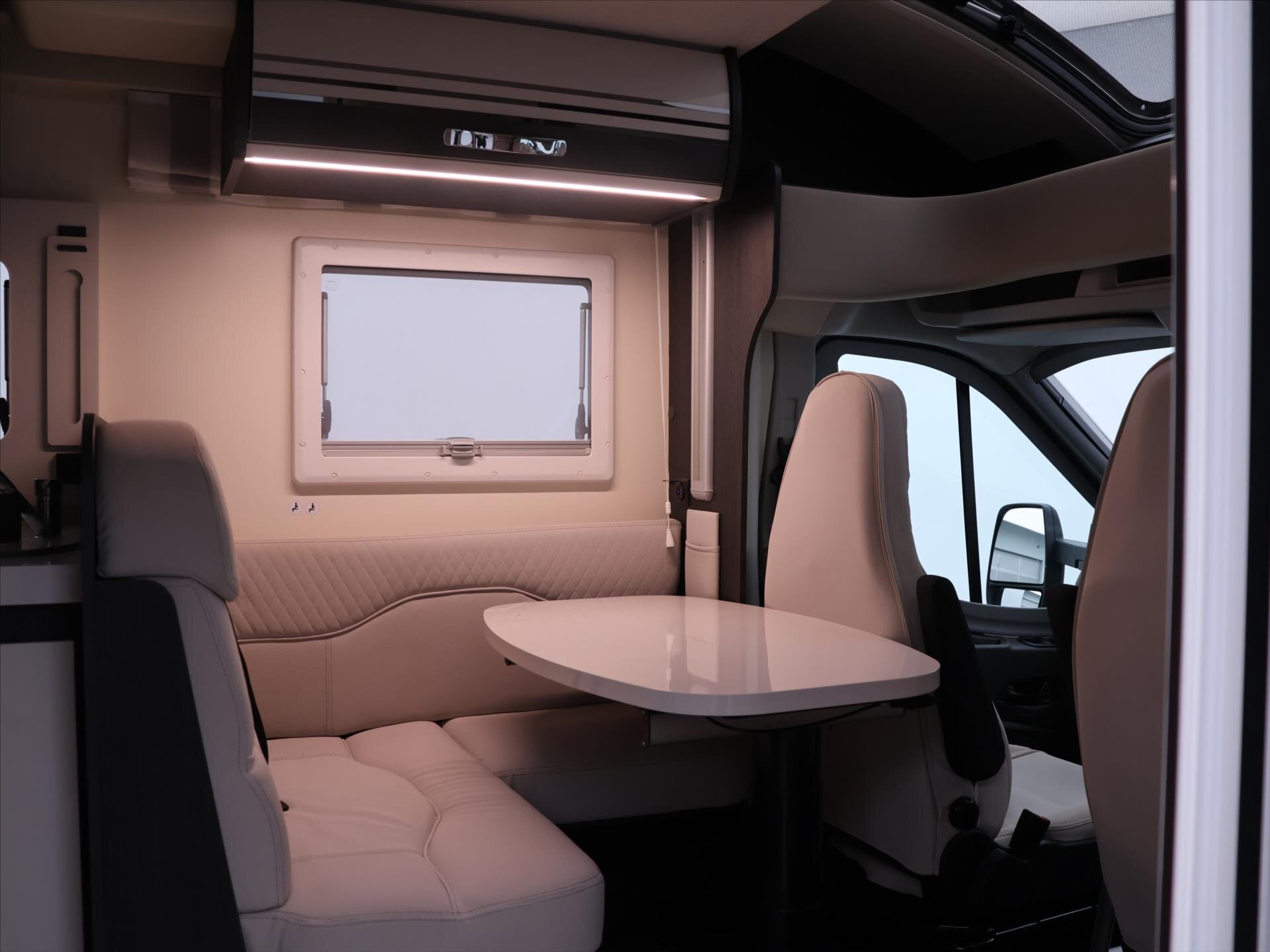 Ford Transit Ostatní 2,0 l 125 kw