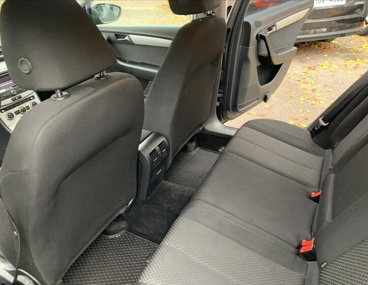 Volkswagen Passat 18